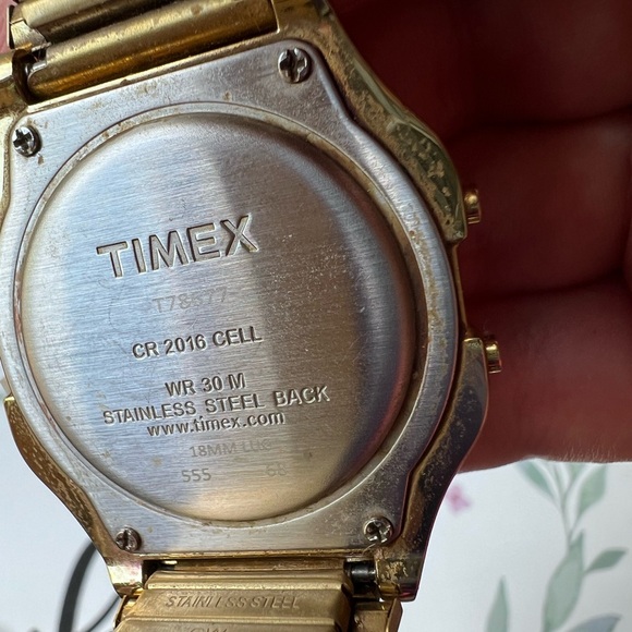 Timex Indiglo Digital Men Gold Tone Alarm Chrono Quartz Watch. - Picture 9 of 15